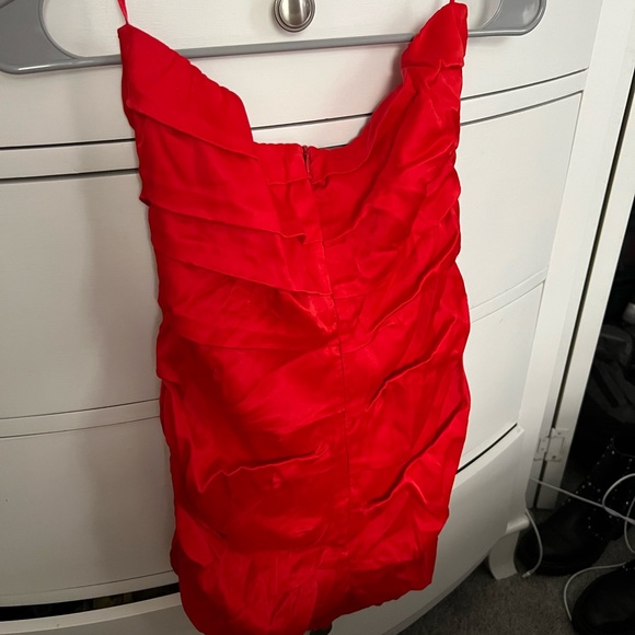 ZARA red strapless silky mini dress - Picture 2 of 4